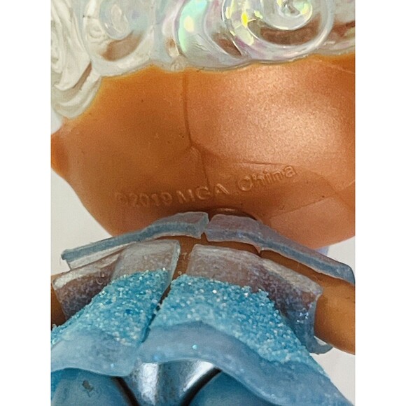 LOL SURPRISE Glitter Globe Winter Disco Miss Snow Doll And Bottle - Picture 5 of 6